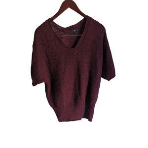 GAP Women's V-Neck Sweater in Burgundy